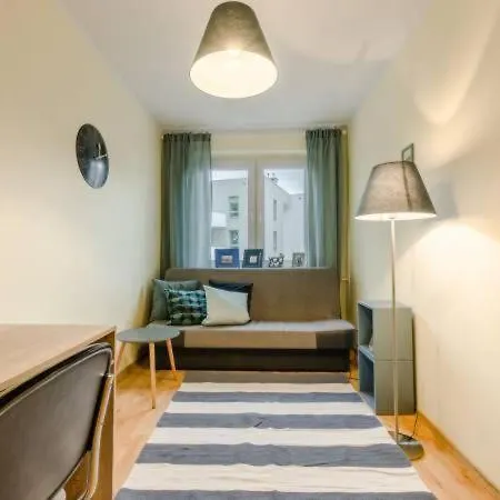 Abraham Blisko Centrum Apartment