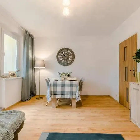 Abraham Blisko Centrum Daire *