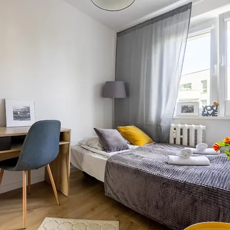 Abraham Blisko Centrum Apartment *
